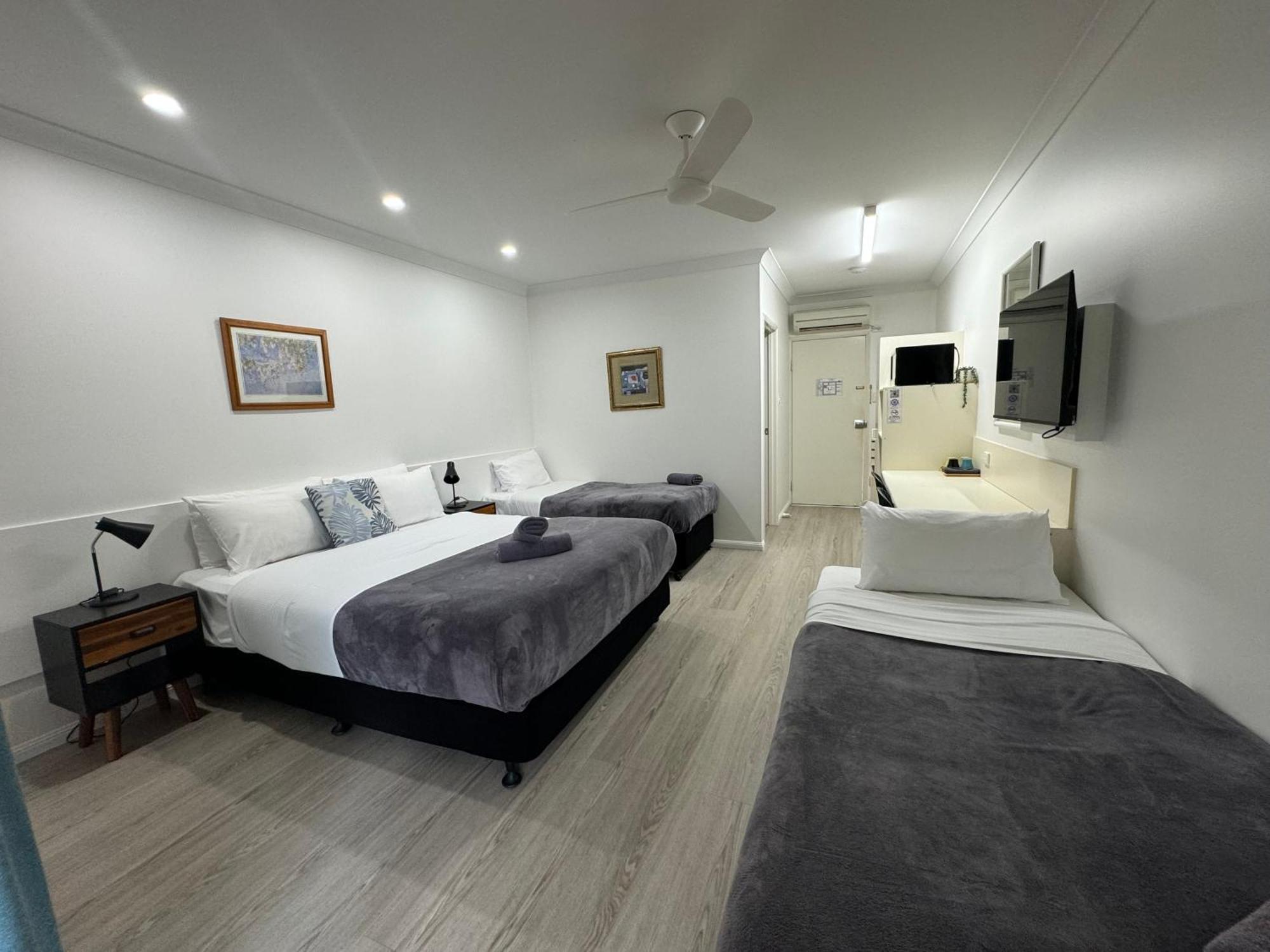 Mareeba Motor Inn Екстериор снимка