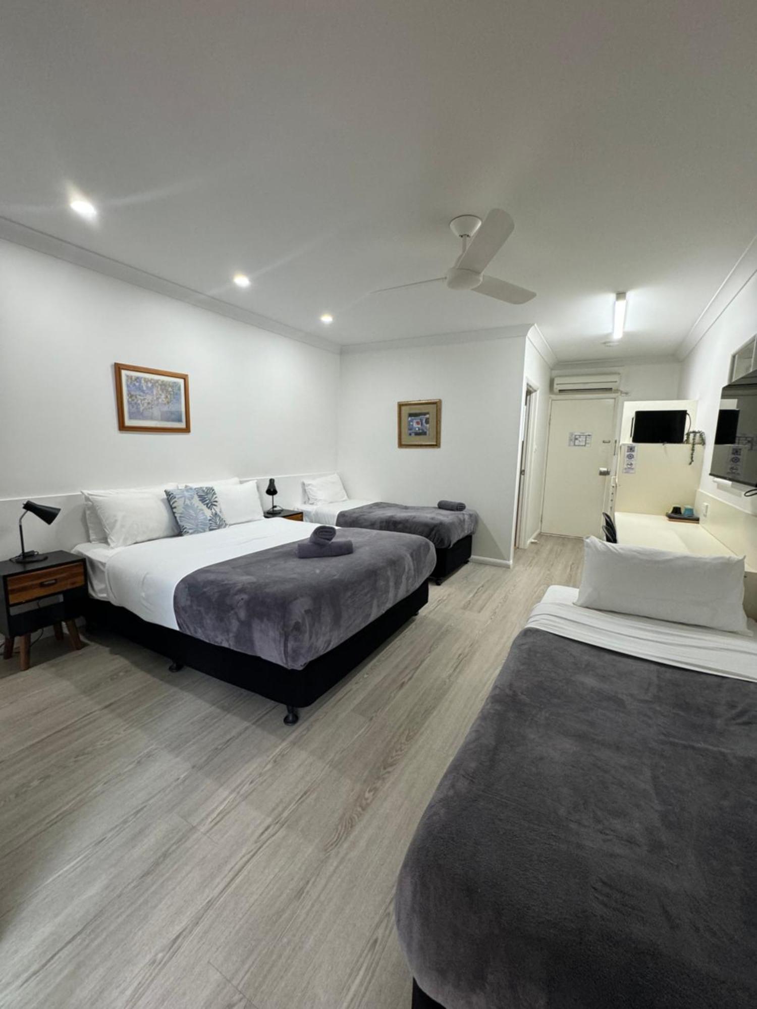Mareeba Motor Inn Екстериор снимка
