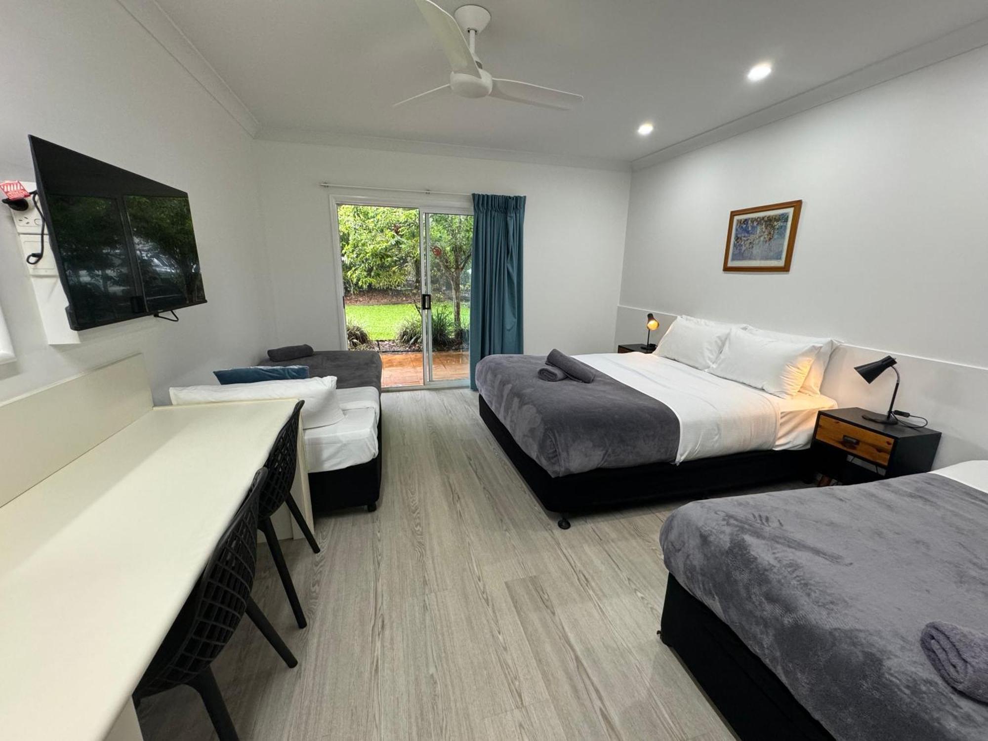 Mareeba Motor Inn Екстериор снимка