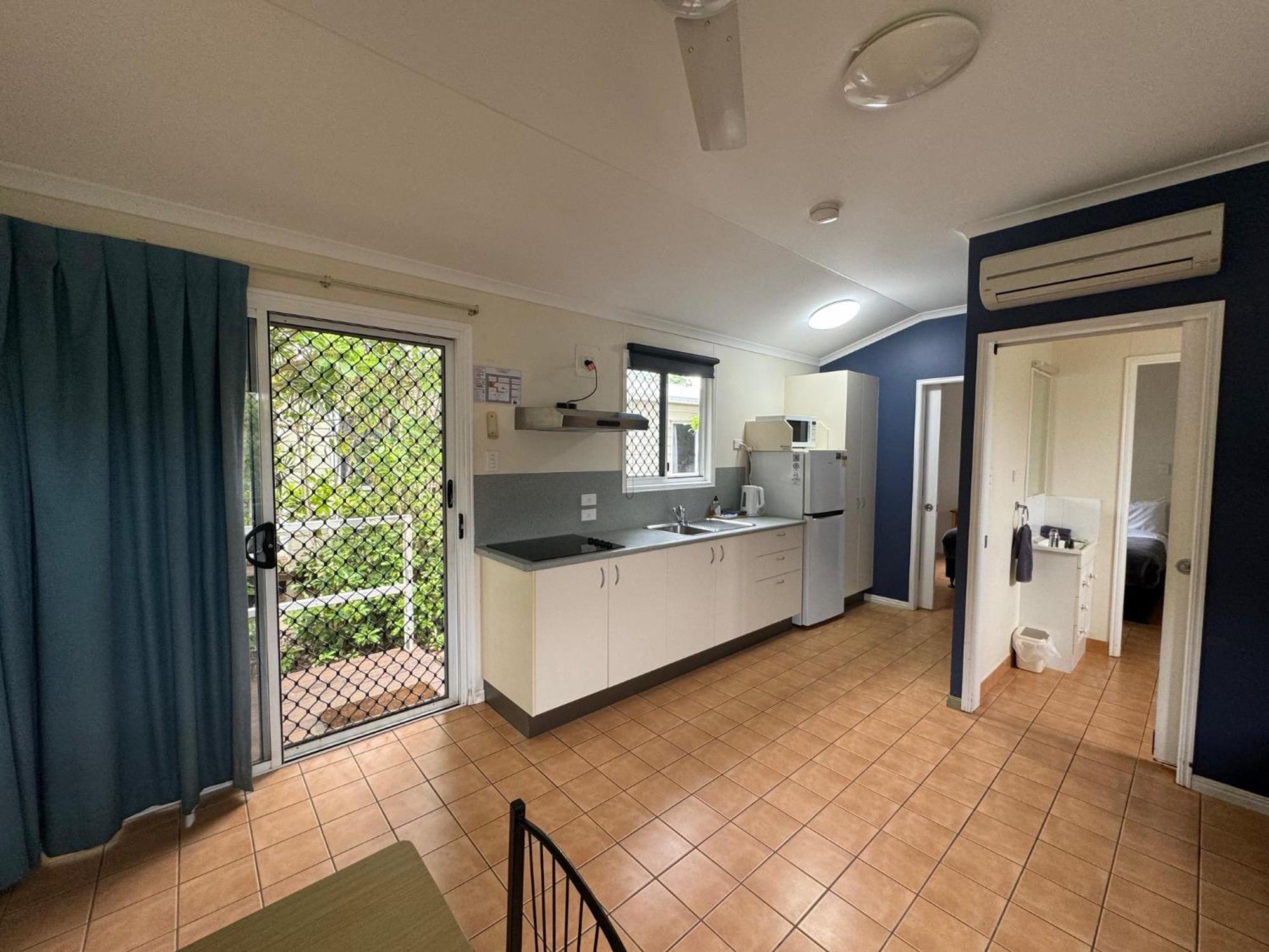 Mareeba Motor Inn Екстериор снимка