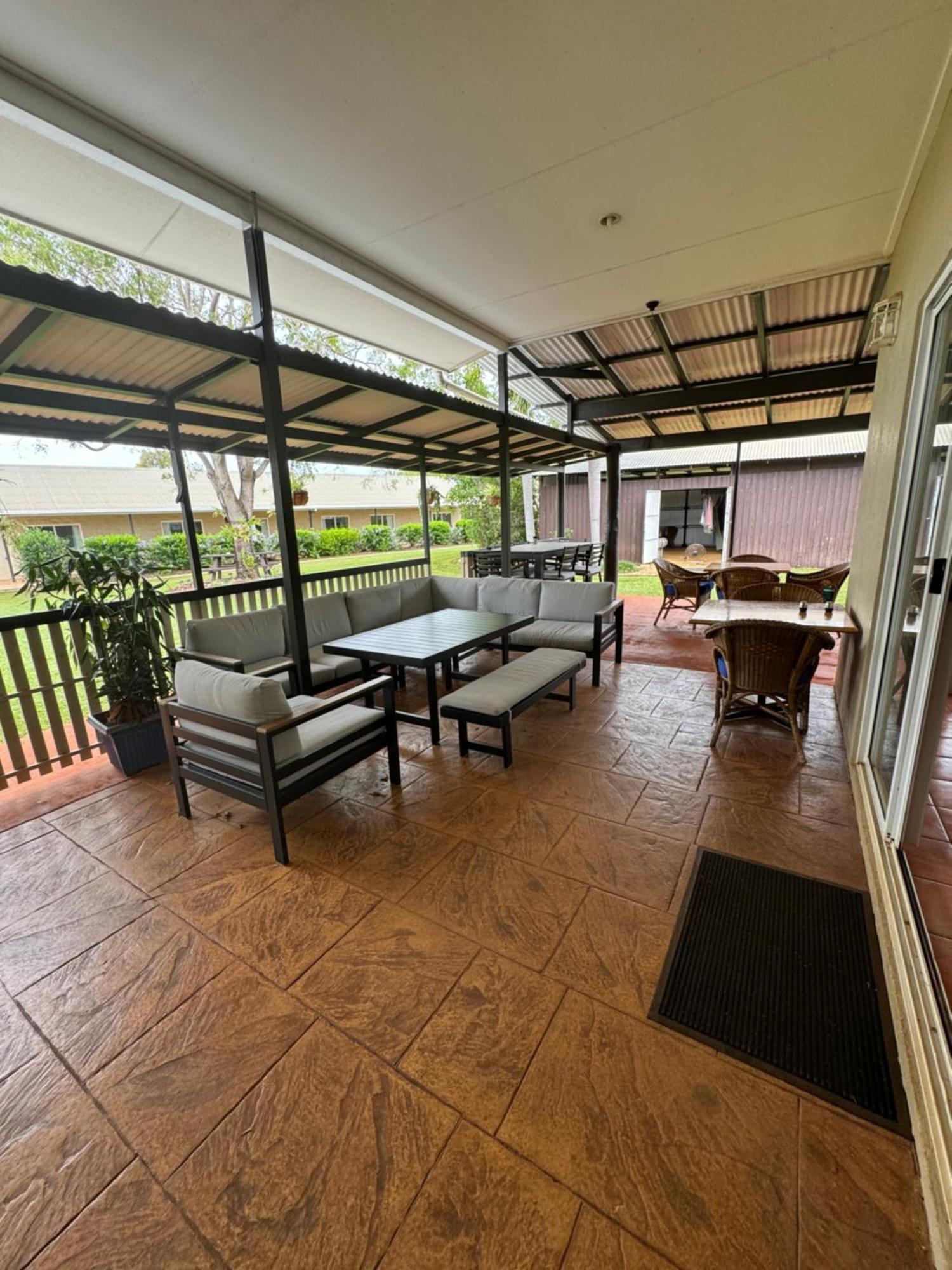 Mareeba Motor Inn Екстериор снимка