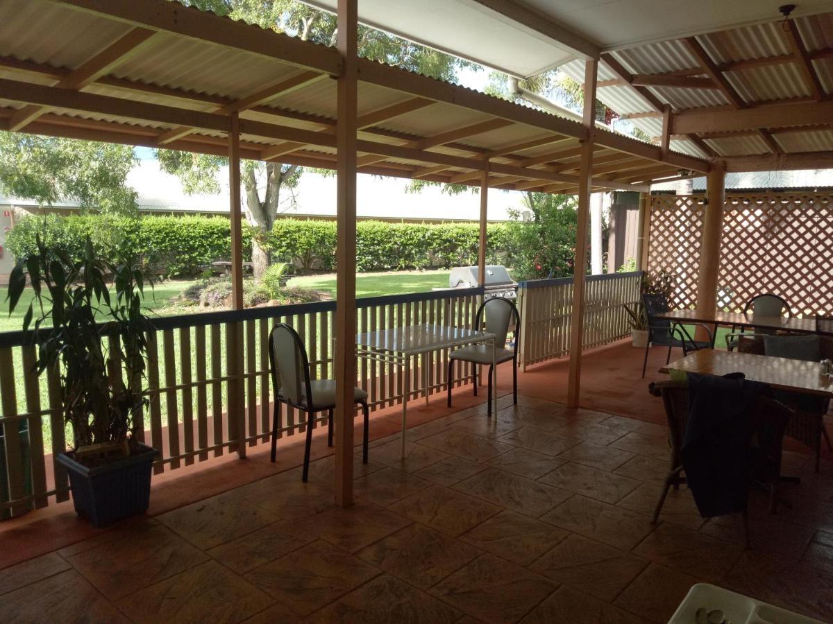 Mareeba Motor Inn Екстериор снимка
